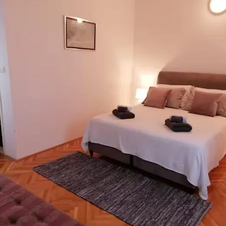 Casa Bianca & Maria Nyaraló